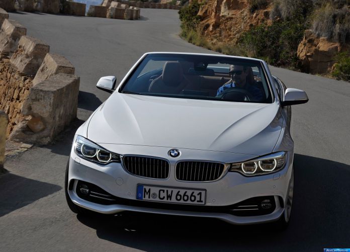 2014 BMW 4-Series Convertible - фотография 127 из 201