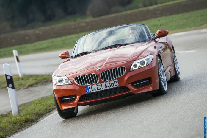 2014 BMW Z4 Roadster1 - фотография 48 из 224