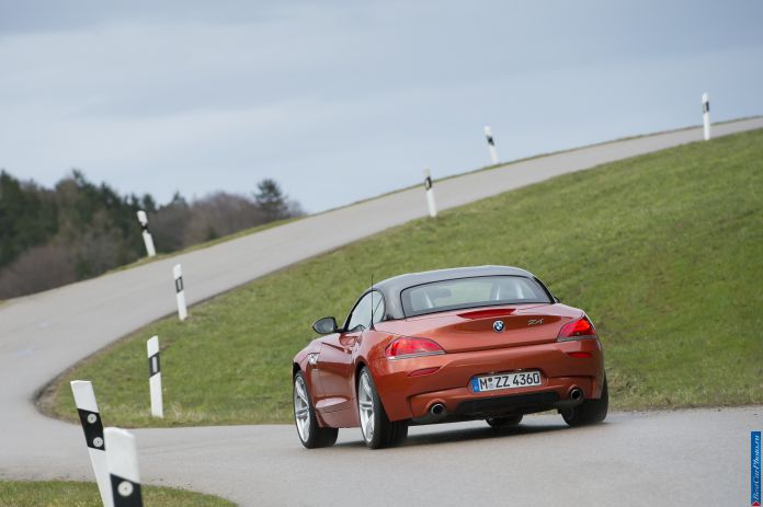 2014 BMW Z4 Roadster1 - фотография 51 из 224