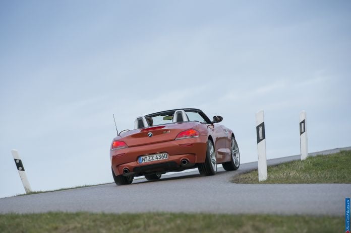 2014 BMW Z4 Roadster1 - фотография 52 из 224