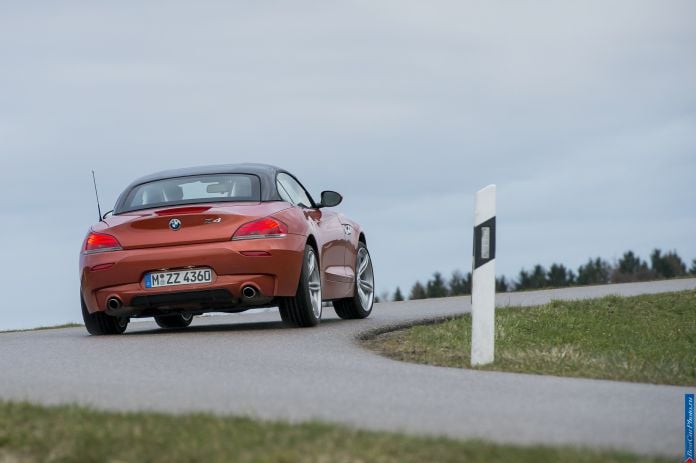 2014 BMW Z4 Roadster1 - фотография 54 из 224