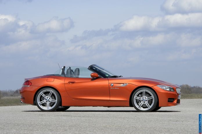 2014 BMW Z4 Roadster1 - фотография 73 из 224