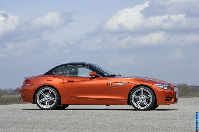 2014 BMW Z4 Roadster1 - фотография 82 из 224