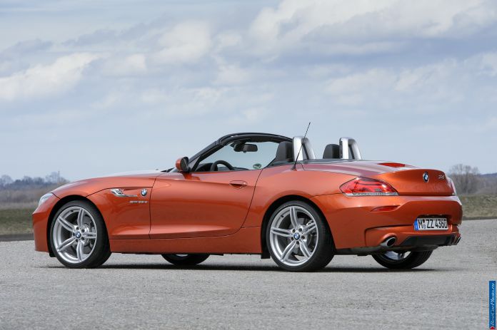 2014 BMW Z4 Roadster1 - фотография 83 из 224