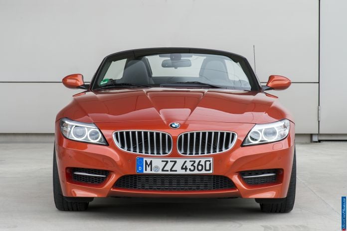 2014 BMW Z4 Roadster1 - фотография 85 из 224