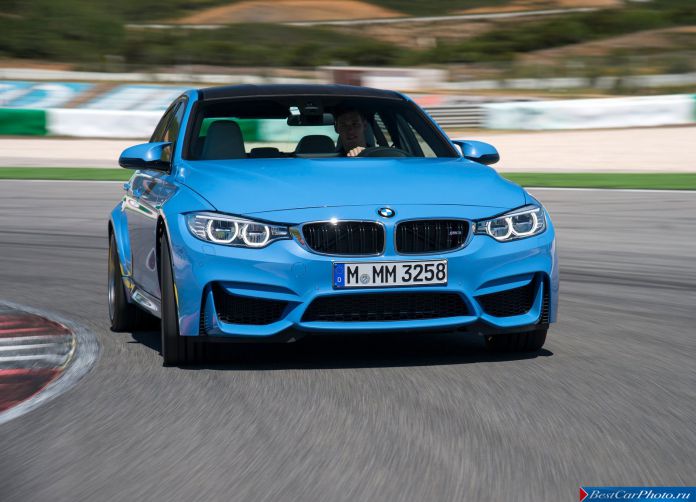 2015 BMW M3 Sedan - фотография 23 из 89