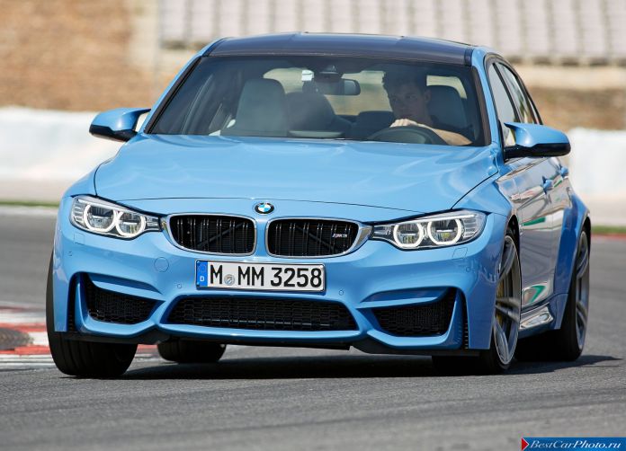 2015 BMW M3 Sedan - фотография 25 из 89