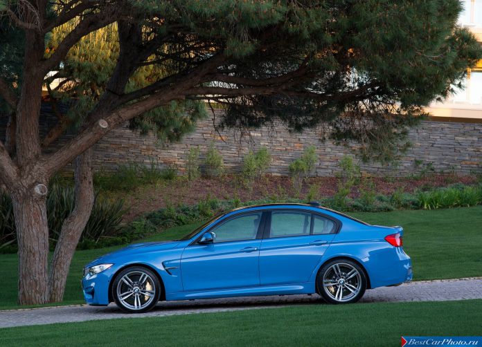 2015 BMW M3 Sedan - фотография 29 из 89