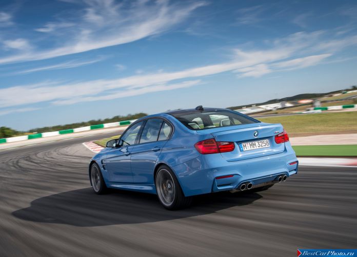 2015 BMW M3 Sedan - фотография 37 из 89