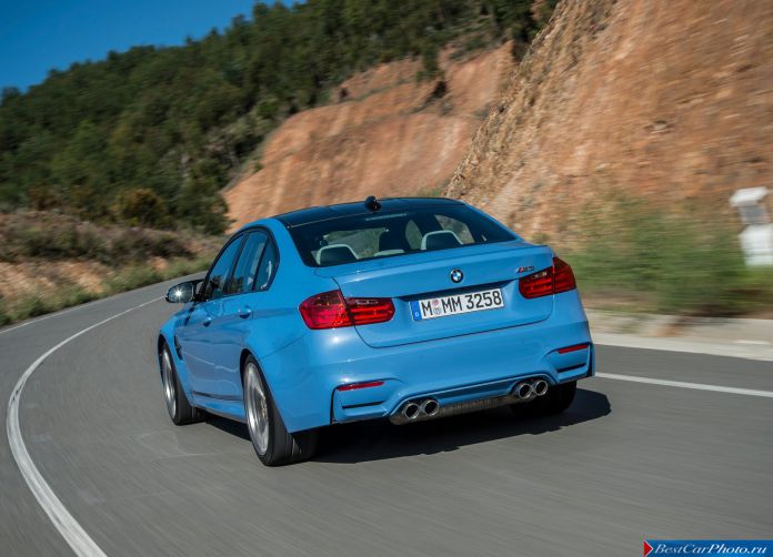 2015 BMW M3 Sedan - фотография 39 из 89