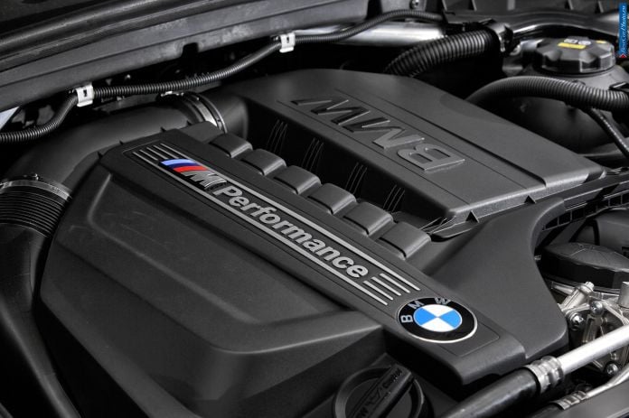 2016 BMW X4 M40i - фотография 79 из 165