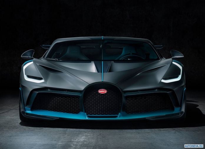 2019 Bugatti Divo - фотография 14 из 59