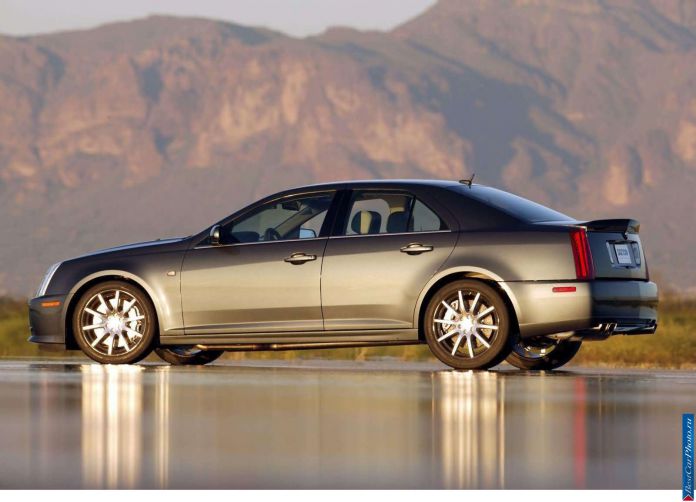 2005 Cadillac STS SAE 100 - фотография 9 из 38