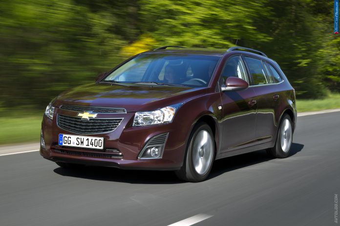 2013 Chevrolet Cruze Station Wagon - фотография 24 из 82