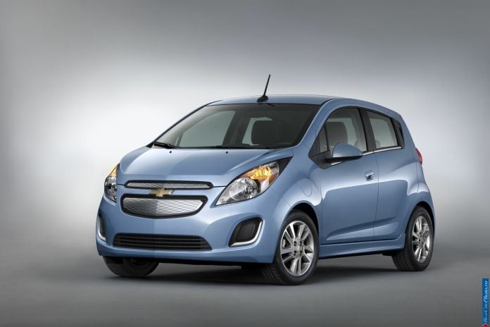 2014 Chevrolet Spark EV - фотография 31 из 45