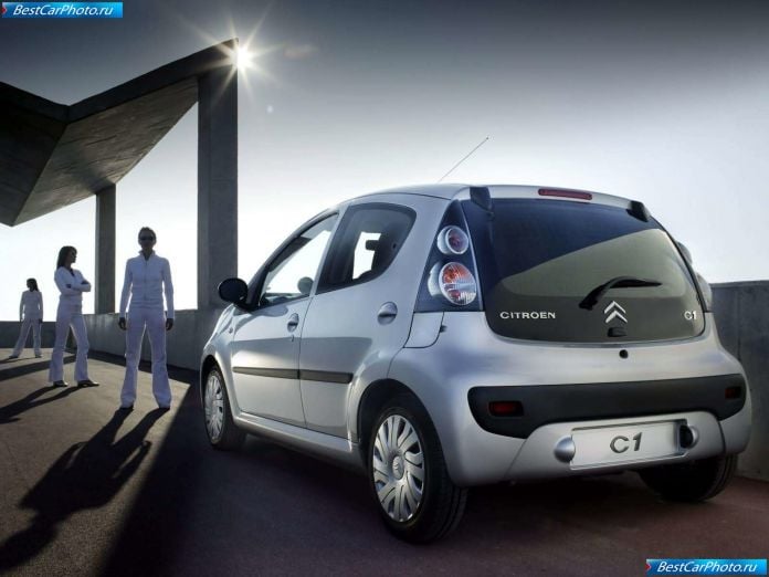 2006 Citroen C1 5door - фотография 15 из 41