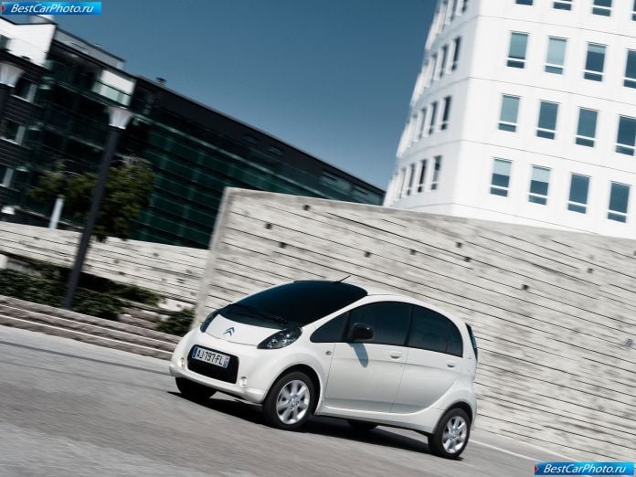 2011 Citroen C-Zero - фотография 14 из 61