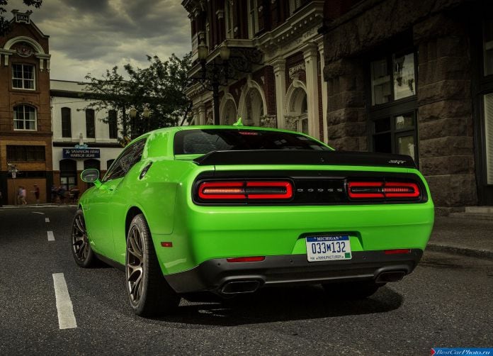 2015 Dodge Challenger SRT Hellcat - фотография 34 из 120