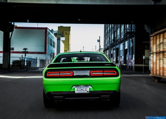 2015 Dodge Challenger SRT Hellcat - фотография 48 из 120