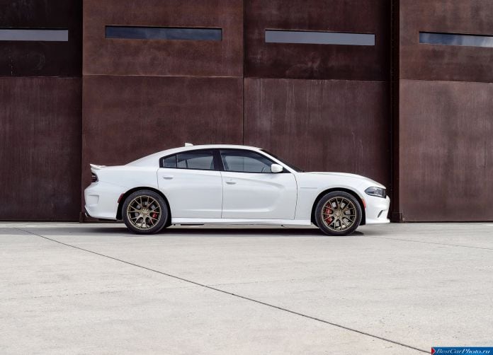 2015 Dodge Charger SRT Hellcat - фотография 37 из 66