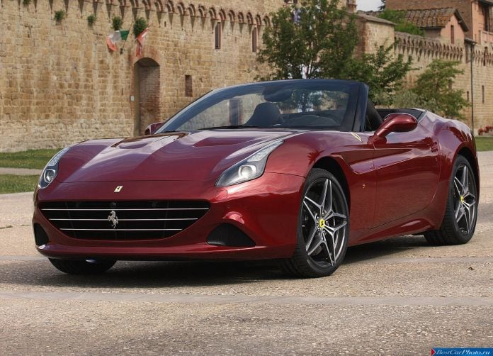 2015 Ferrari California T - фотография 4 из 62