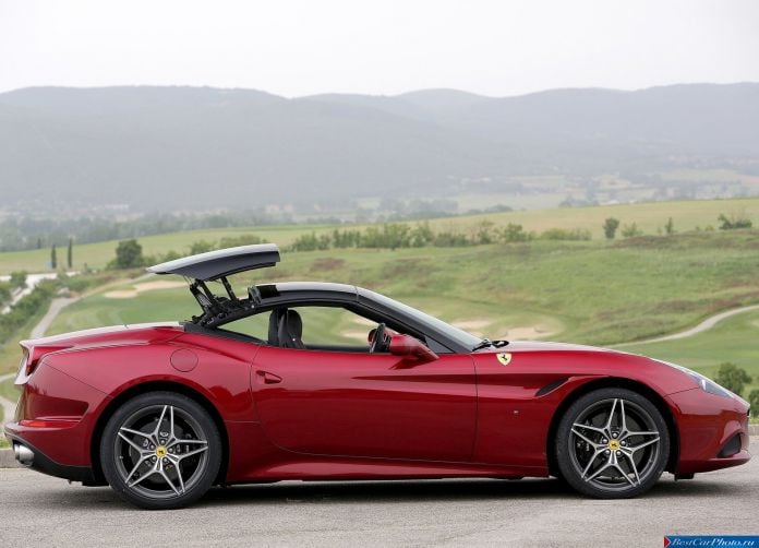 2015 Ferrari California T - фотография 19 из 62