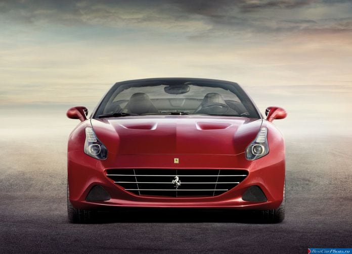 2015 Ferrari California T - фотография 46 из 62