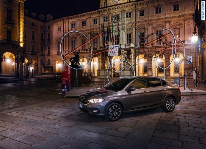 2016 Fiat Tipo - фотография 14 из 50