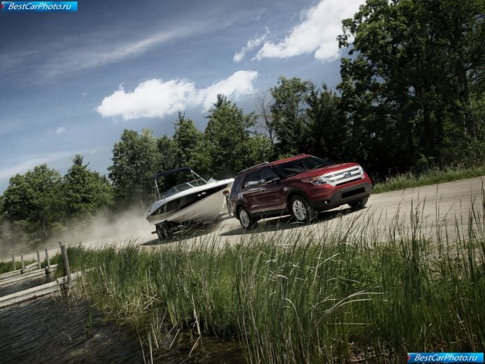 2011 Ford Explorer - фотография 13 из 80