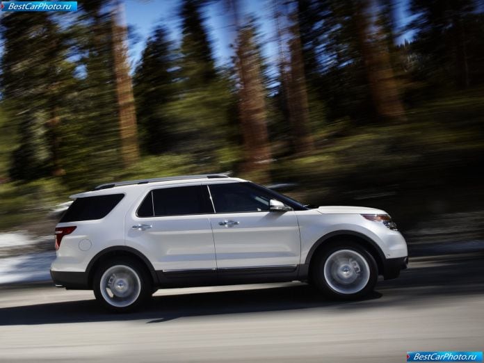 2011 Ford Explorer - фотография 17 из 80