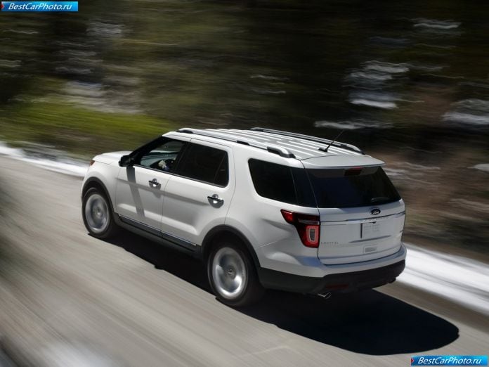 2011 Ford Explorer - фотография 20 из 80