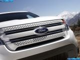 ford_2011-explorer_1600x1200_060.jpg