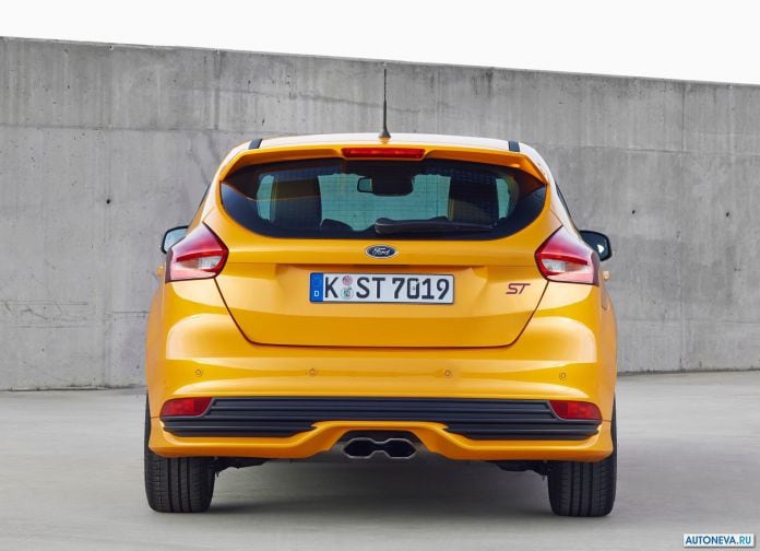 2015 Ford Focus ST - фотография 31 из 62