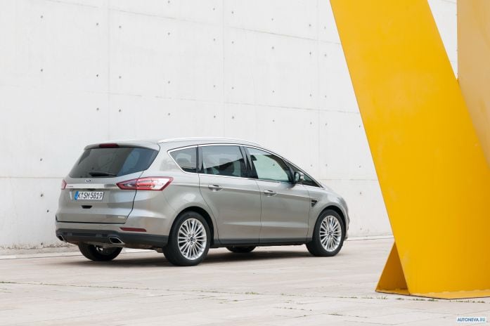 2015 Ford S-MAX - фотография 18 из 30