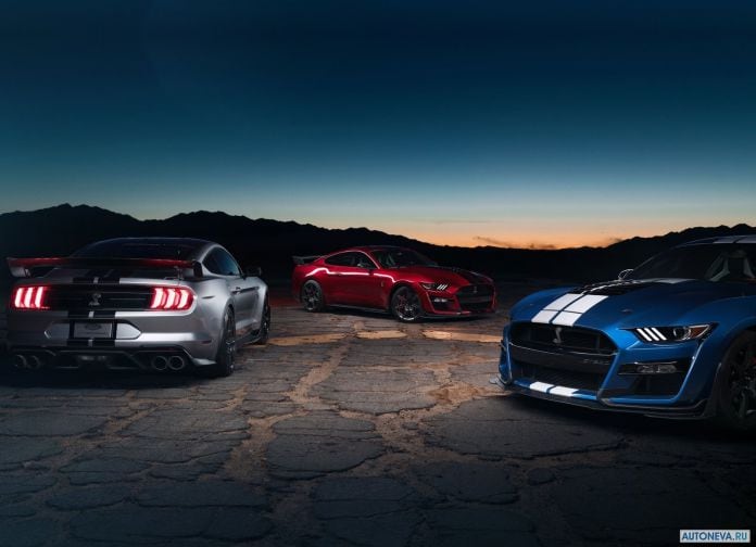 2020 Ford Mustang Shelby GT500 - фотография 44 из 86