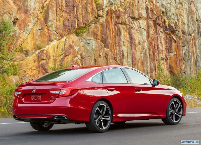 2018 Honda Accord - фотография 119 из 254