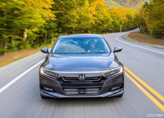 2018 Honda Accord - фотография 140 из 254