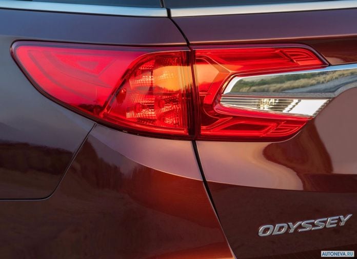 2018 Honda Odyssey - фотография 176 из 205