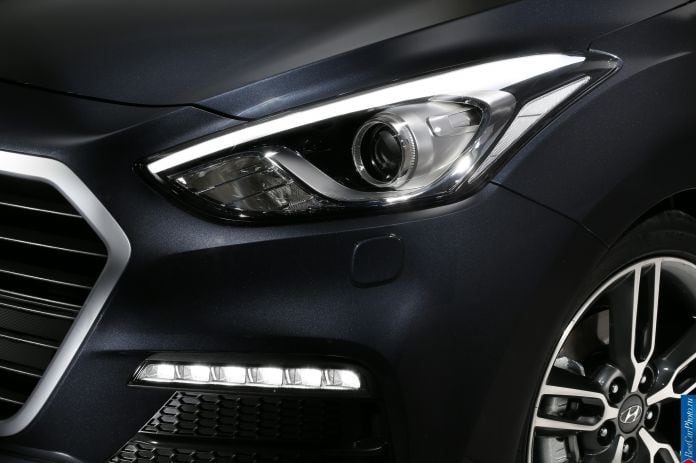 2015 Hyundai i30 Turbo - фотография 14 из 32