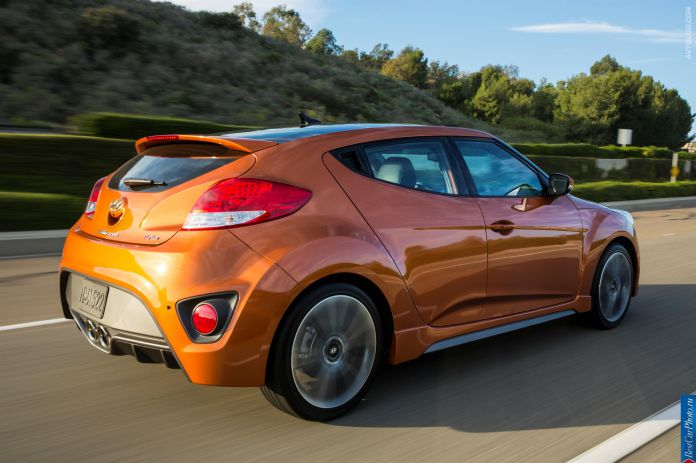 2016 Hyundai Veloster - фотография 6 из 66