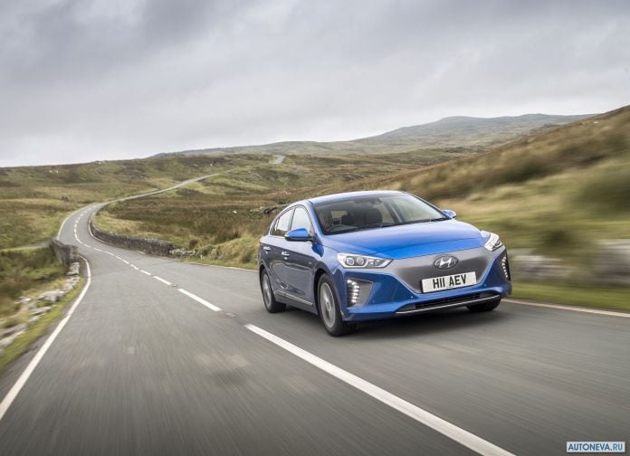 2017 Hyundai Ioniq UK-version - фотография 38 из 205