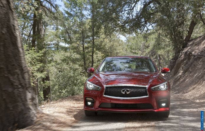 2014 Infiniti Q50 - фотография 28 из 65