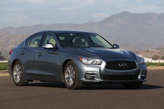 2014 Infiniti Q50 - фотография 32 из 65