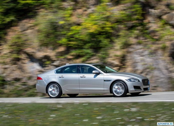 2016 Jaguar XF 30D - фотография 35 из 94