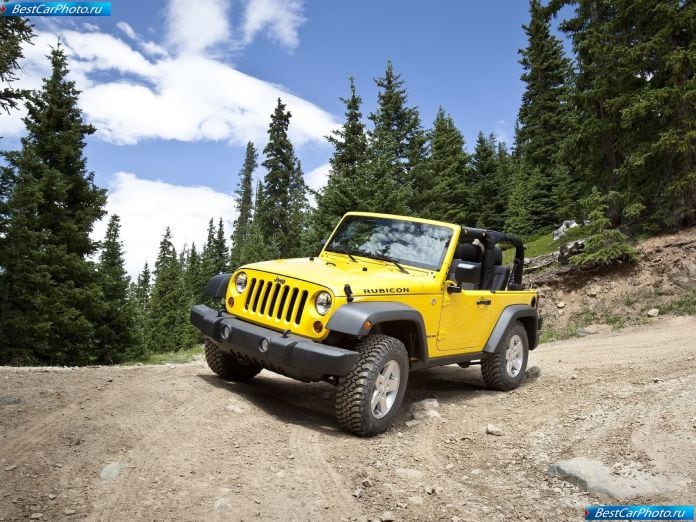 2011 Jeep Wrangler - фотография 8 из 27