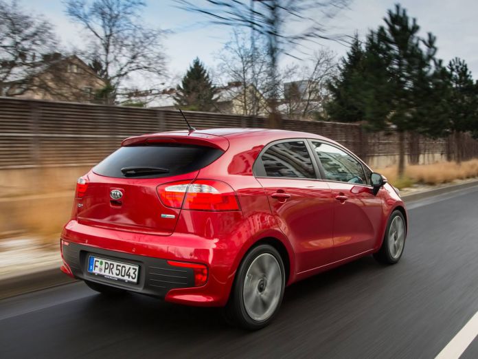 2015 Kia Rio Hatchback - фотография 14 из 47