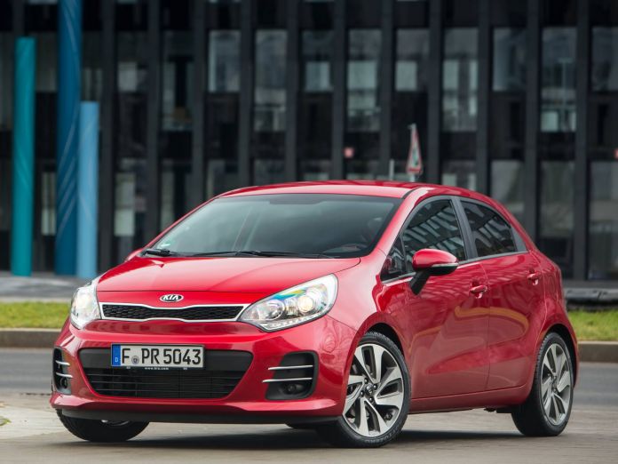 2015 Kia Rio Hatchback - фотография 23 из 47