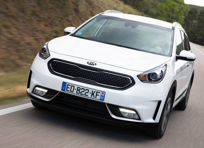 2017 Kia Niro EU-version - фотография 29 из 170