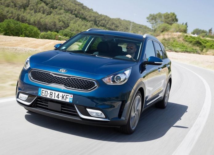 2017 Kia Niro EU-version - фотография 38 из 170