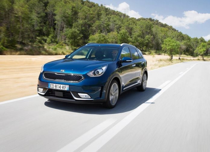 2017 Kia Niro EU-version - фотография 39 из 170